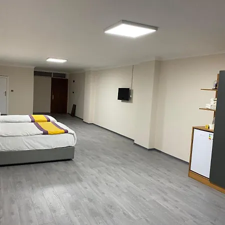 Guner 4*